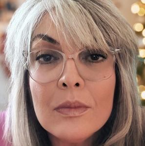 Meet your Posher, Karla